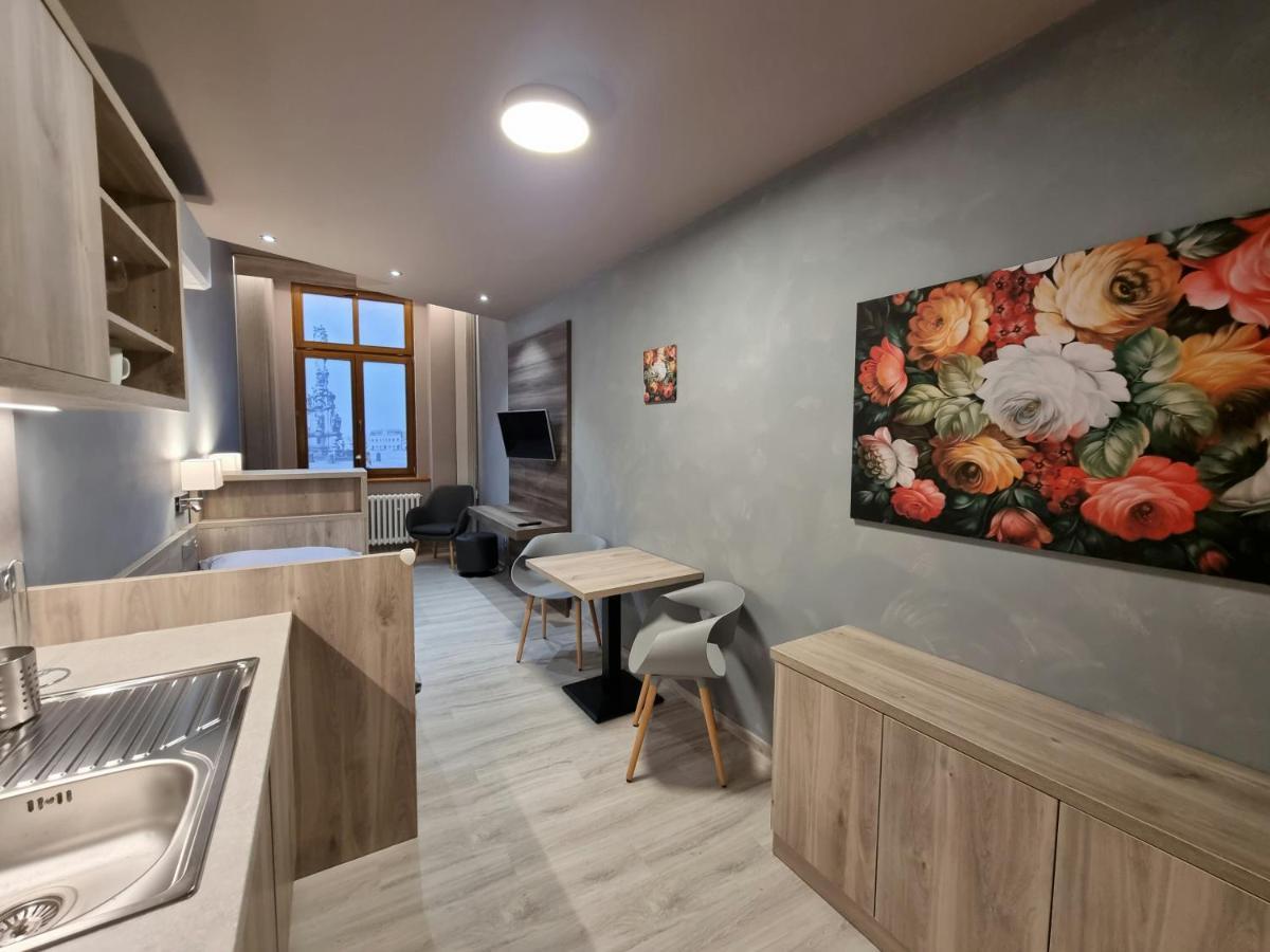 Apartmany Etenia Kadan Exterior photo